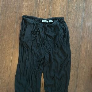 Lord & Taylor Flow Pants Black Small
